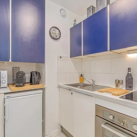 Charming T2, Wifi, Air Conditioning, Balcony *