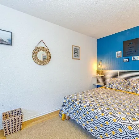 Charming T2, Wifi, Air Conditioning, Balcony Apartment *